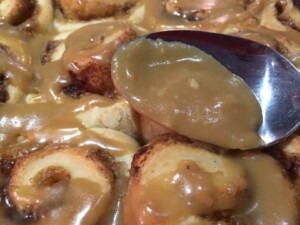 Cinnamon rolls with frosting